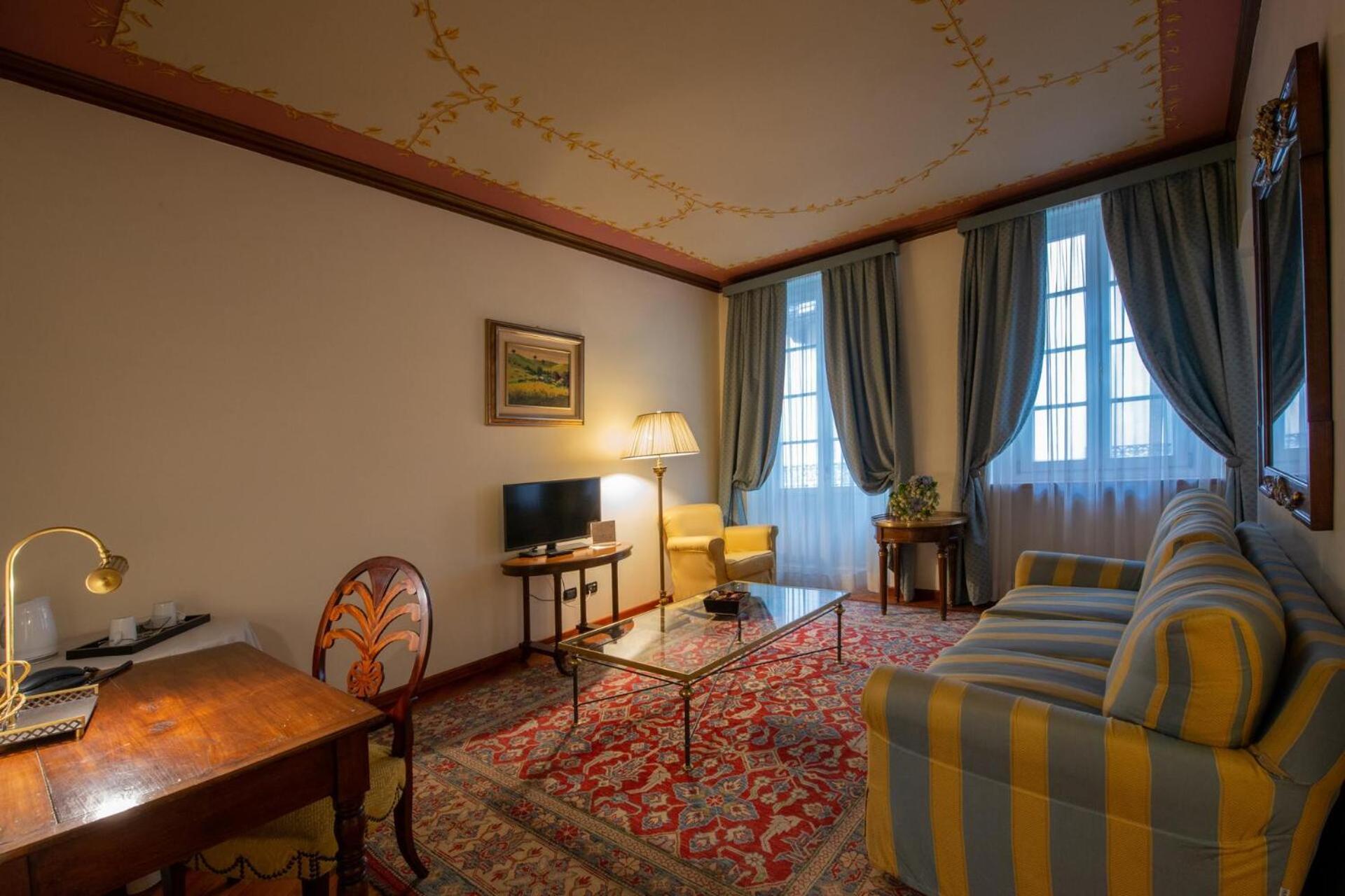 مبيت وإفطار ألبا Palazzo Finati المظهر الخارجي الصورة